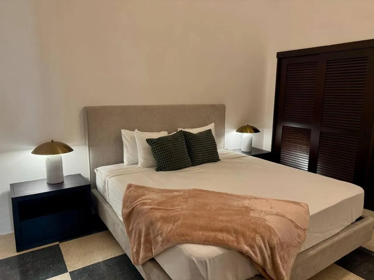 Colonial Charm With Balcony Walk To El Morro & Dining Apartment San Juan