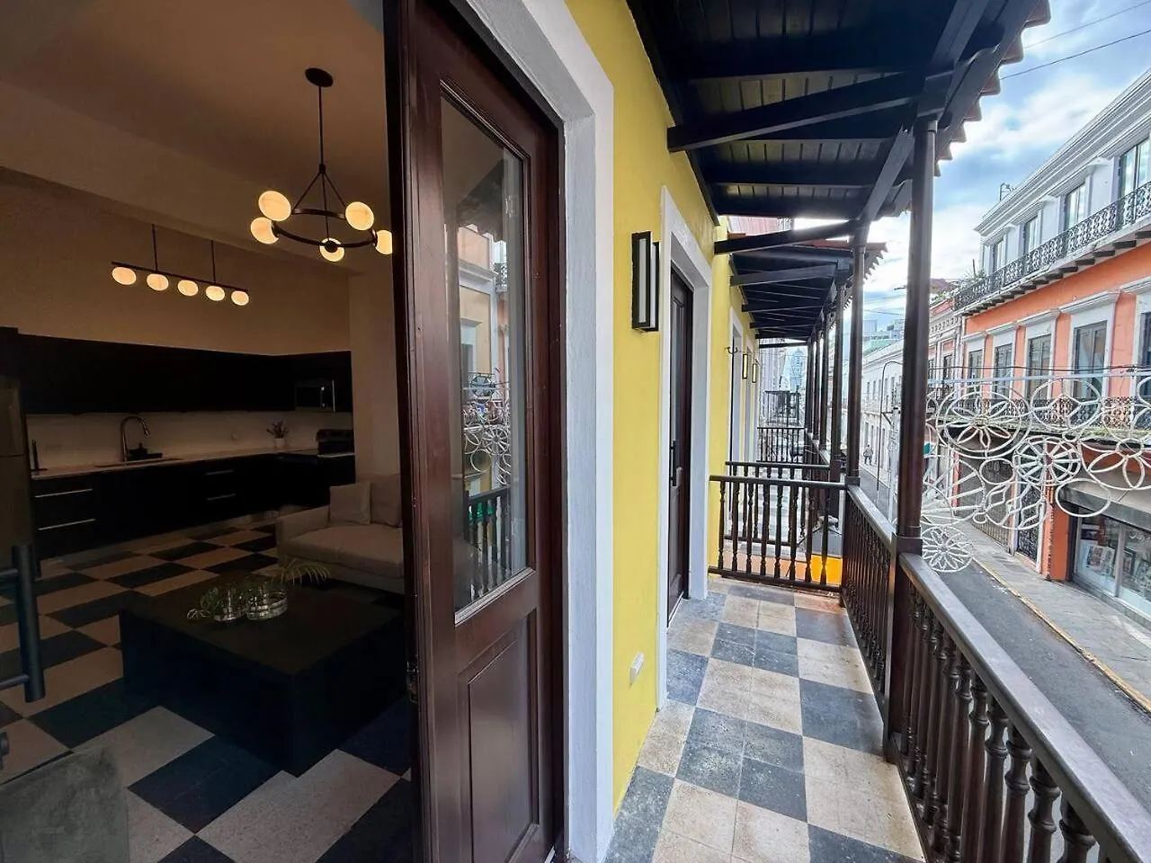 Colonial Charm With Balcony Walk To El Morro & Dining location